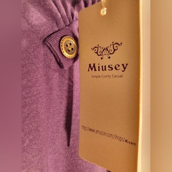 NWT Purple Medium Miusel Top - Picture 3 of 6